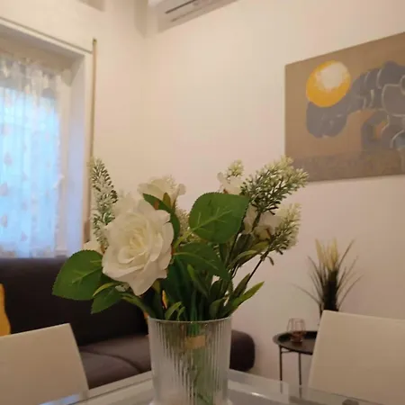 Apartment Bliss *